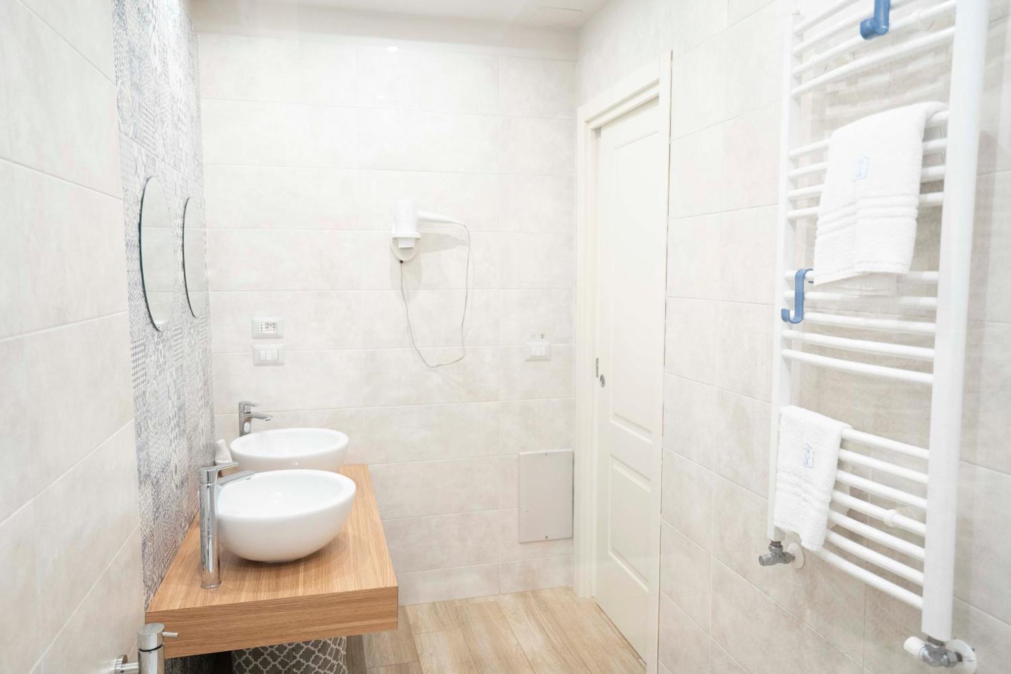 Vacuna Pleasant Rooms Neapol Zewnętrze zdjęcie